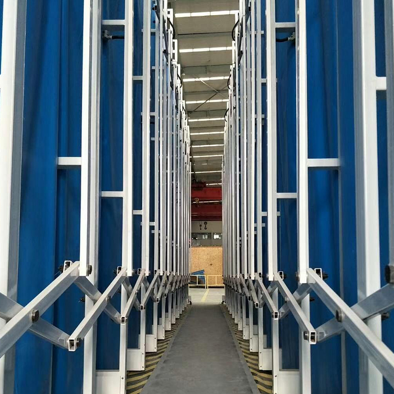 Cabine de pulvérisation et de ponçage mobile rétractable
