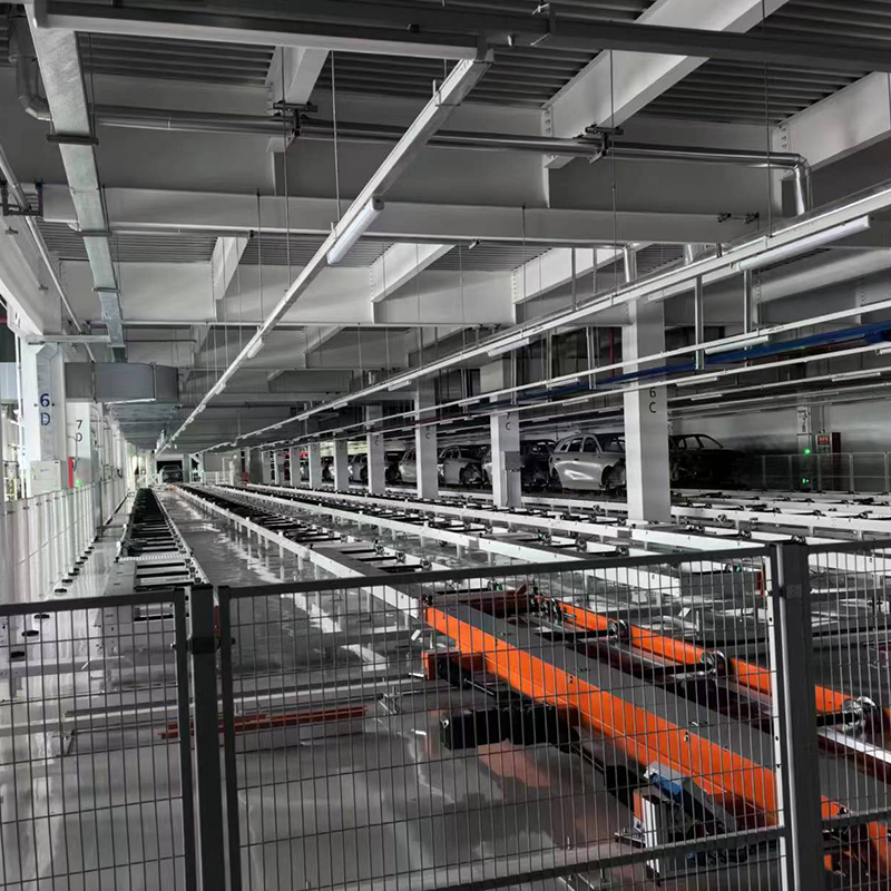 Ligne d'automatisation de tables à rouleaux